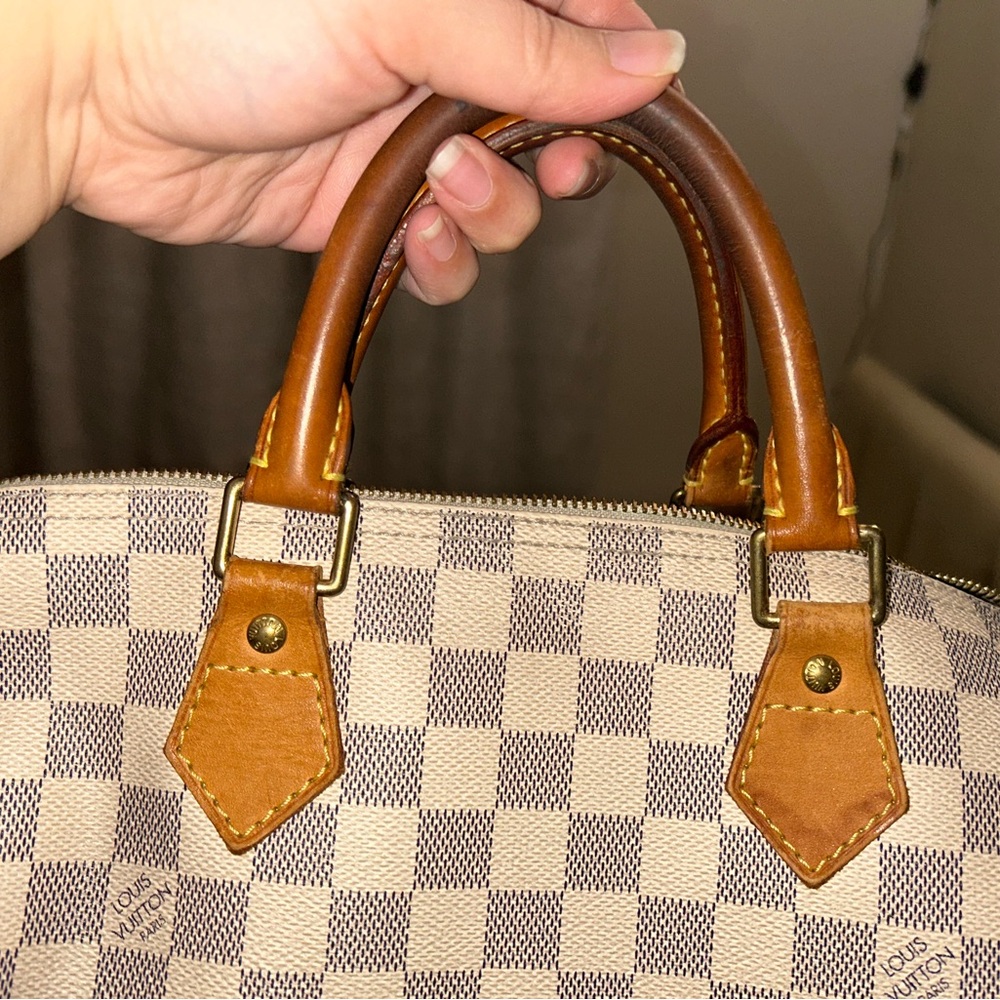 AUTHENTIC Louis Vuitton Speedy with FREE COA!